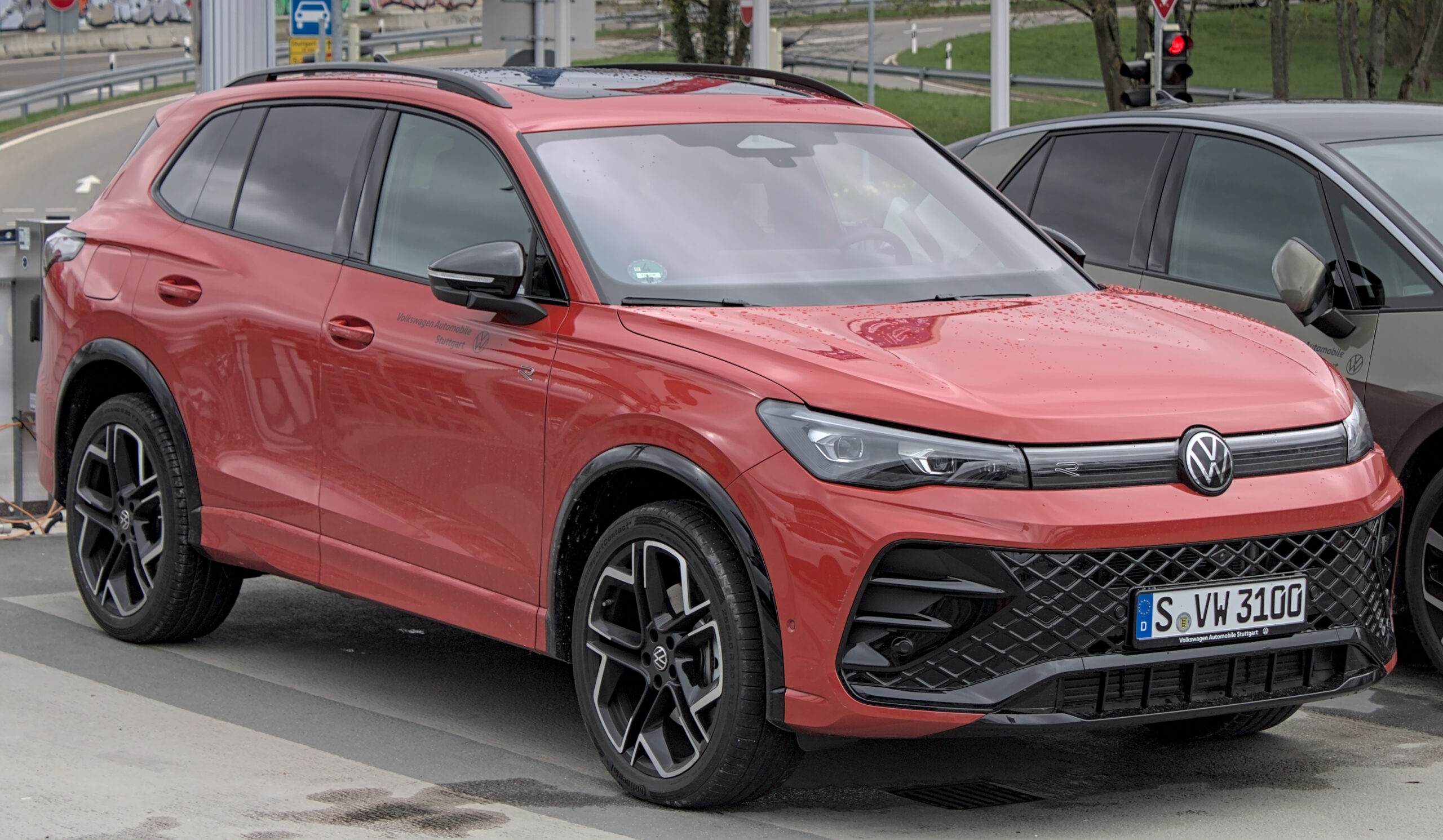 Volkswagen Tiguan III parked outdoors in Stuttgart.
